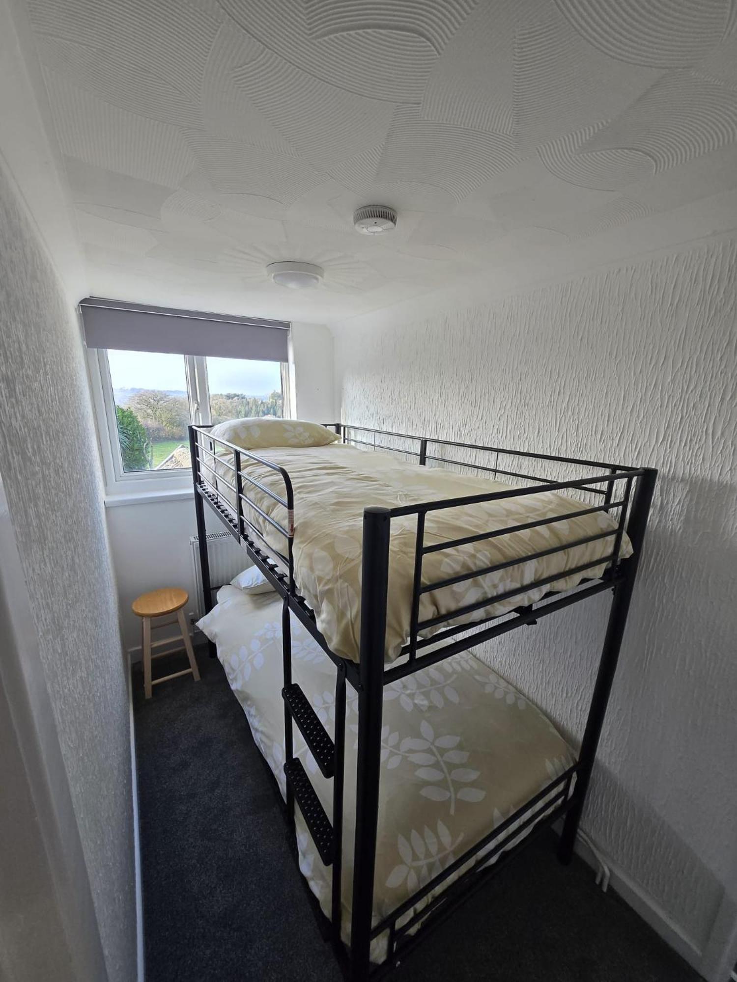 Beautiful Apartment With Private Pool Near Tenby Kilgetty Szoba fotó